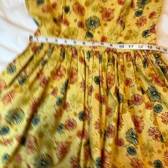 Vintage home made fit and flare 50s style dress small/medium floral print pocket - Picture 6 of 9